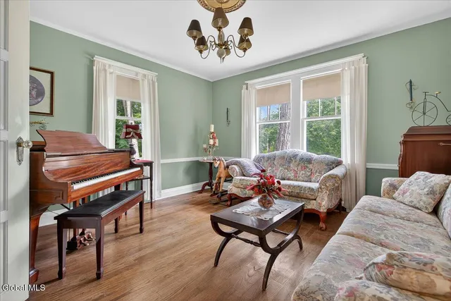 $700,000 | 2626 Troy-Schenectady Road, Niskayuna, NY 12309