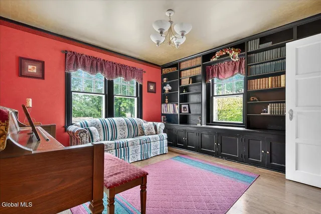 $700,000 | 2626 Troy-Schenectady Road, Niskayuna, NY 12309