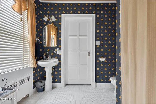 $700,000 | 2626 Troy-Schenectady Road, Niskayuna, NY 12309