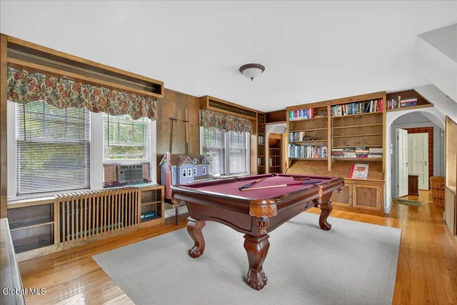 $700,000 | 2626 Troy-Schenectady Road, Niskayuna, NY 12309