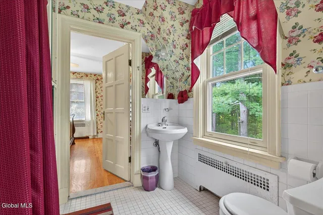 $700,000 | 2626 Troy-Schenectady Road, Niskayuna, NY 12309