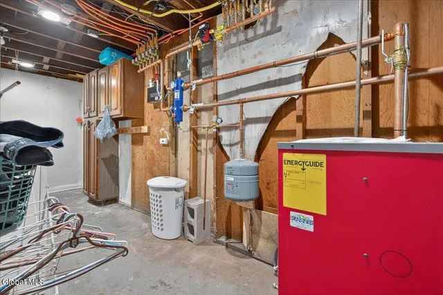 $700,000 | 2626 Troy-Schenectady Road, Niskayuna, NY 12309