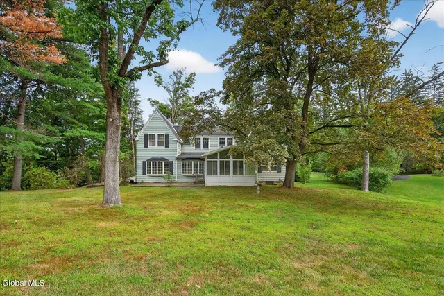 $700,000 | 2626 Troy-Schenectady Road, Niskayuna, NY 12309