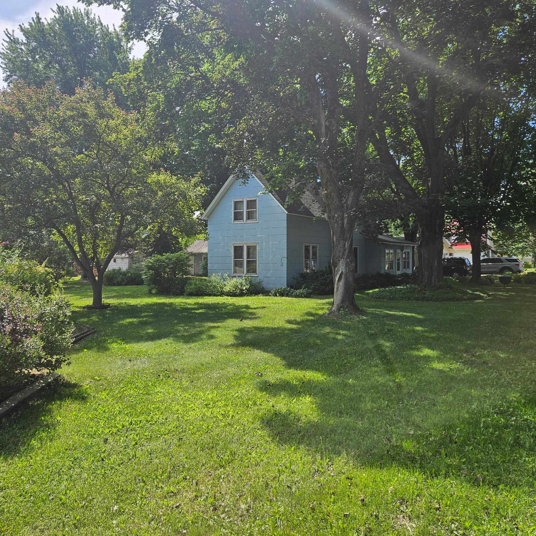 224 North Madison Street Coloma, WI 54930 - Photo 3 of 26
