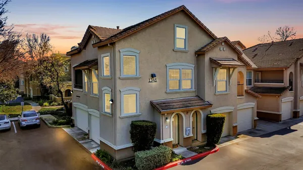 $385,000 | 1348 Milano Drive, Unit 1, West Sacramento, CA 95691