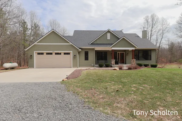 $975,000 | 13268 Ferris Street, Grand Haven, MI 49417