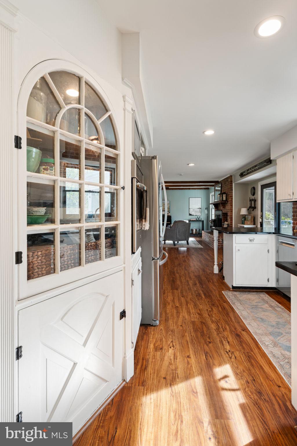19728 Gleedsville Road Leesburg, VA 20175 - Photo 18 of 61 Bright and inviting kitchen corridor.