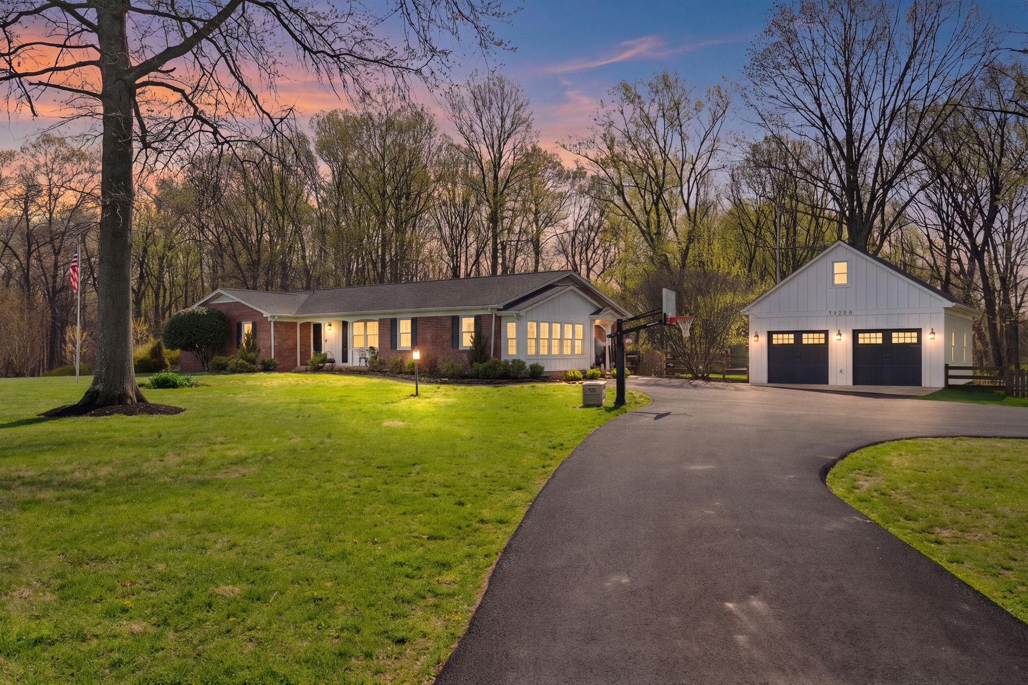 19728 Gleedsville Road Leesburg, VA 20175 - Photo 4 of 61