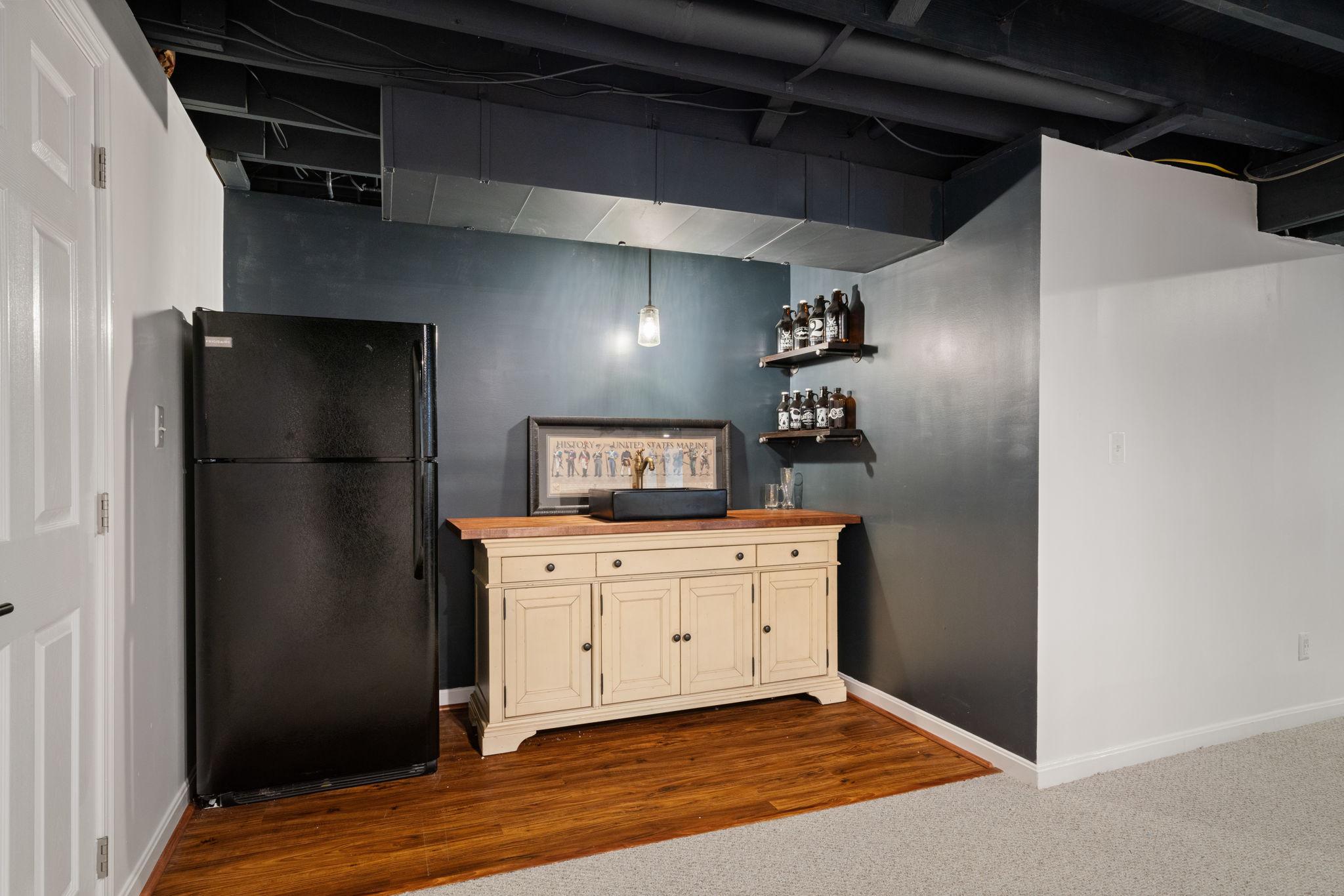 19728 Gleedsville Road Leesburg, VA 20175 - Photo 42 of 61 Basement bar area