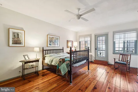 $995,000 | 2420 Pine Street, Philadelphia, PA 19103