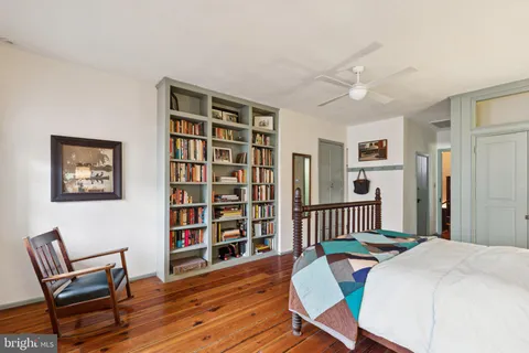 $995,000 | 2420 Pine Street, Philadelphia, PA 19103