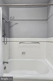 $995,000 | 2420 Pine Street, Philadelphia, PA 19103