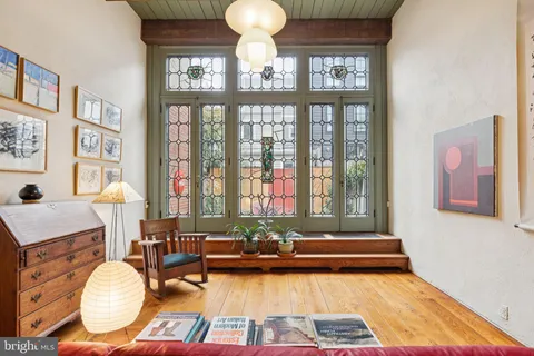 $995,000 | 2420 Pine Street, Philadelphia, PA 19103