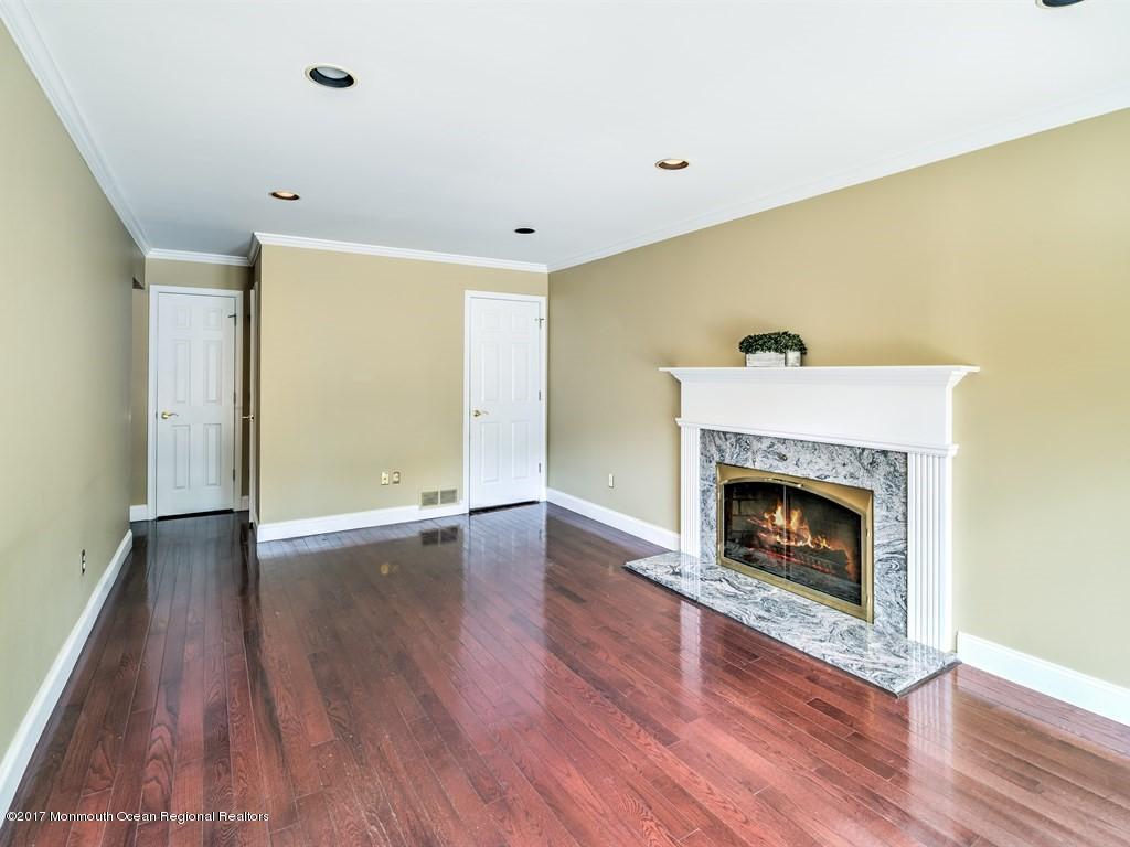 437 Union Hill Road Morganville, NJ 07751 - Photo 11 of 34 008_DEN