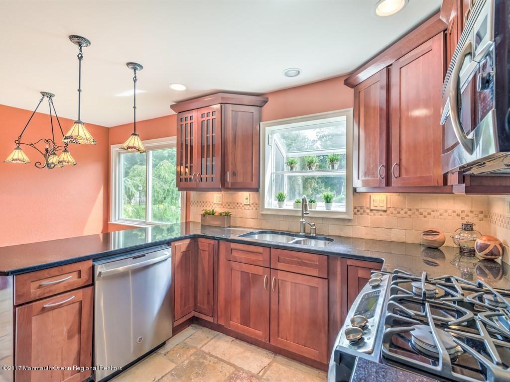 437 Union Hill Road Morganville, NJ 07751 - Photo 13 of 34 010_KITCHEN
