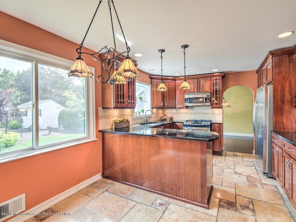 437 Union Hill Road Morganville, NJ 07751 - Photo 15 of 34 013_KITCHEN