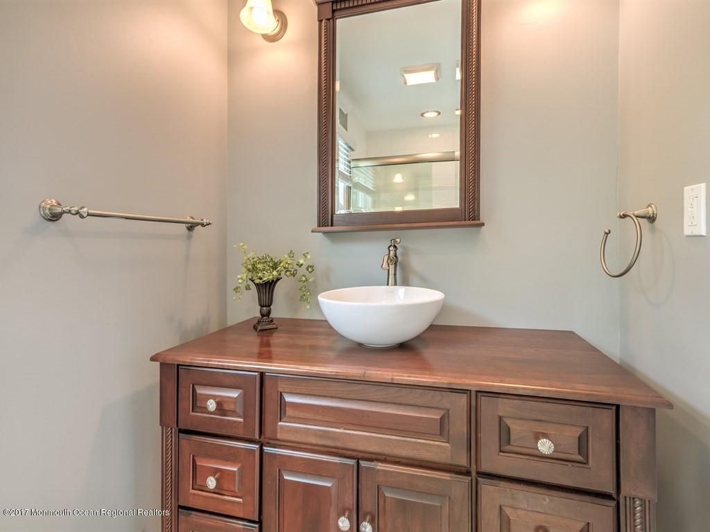 437 Union Hill Road Morganville, NJ 07751 - Photo 22 of 34 023_BATHROOM