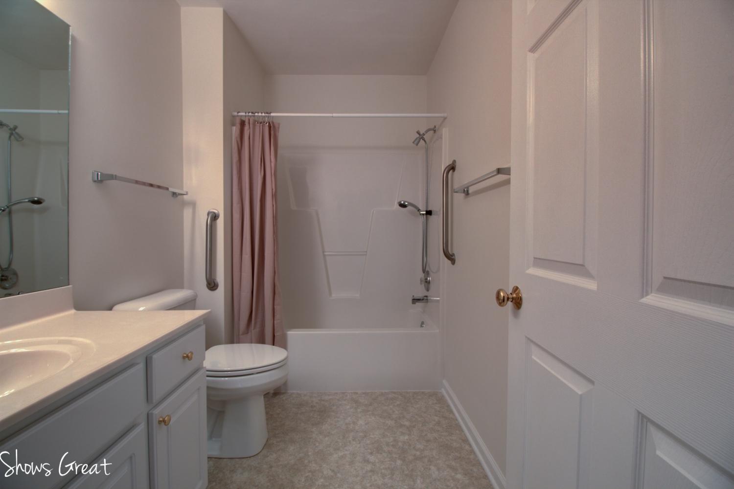 4438 Pheasant Ridge Road, Unit 207 Roanoke, VA 24014 - Photo 17 of 32 192046_565cfcc868b692.53683929_full