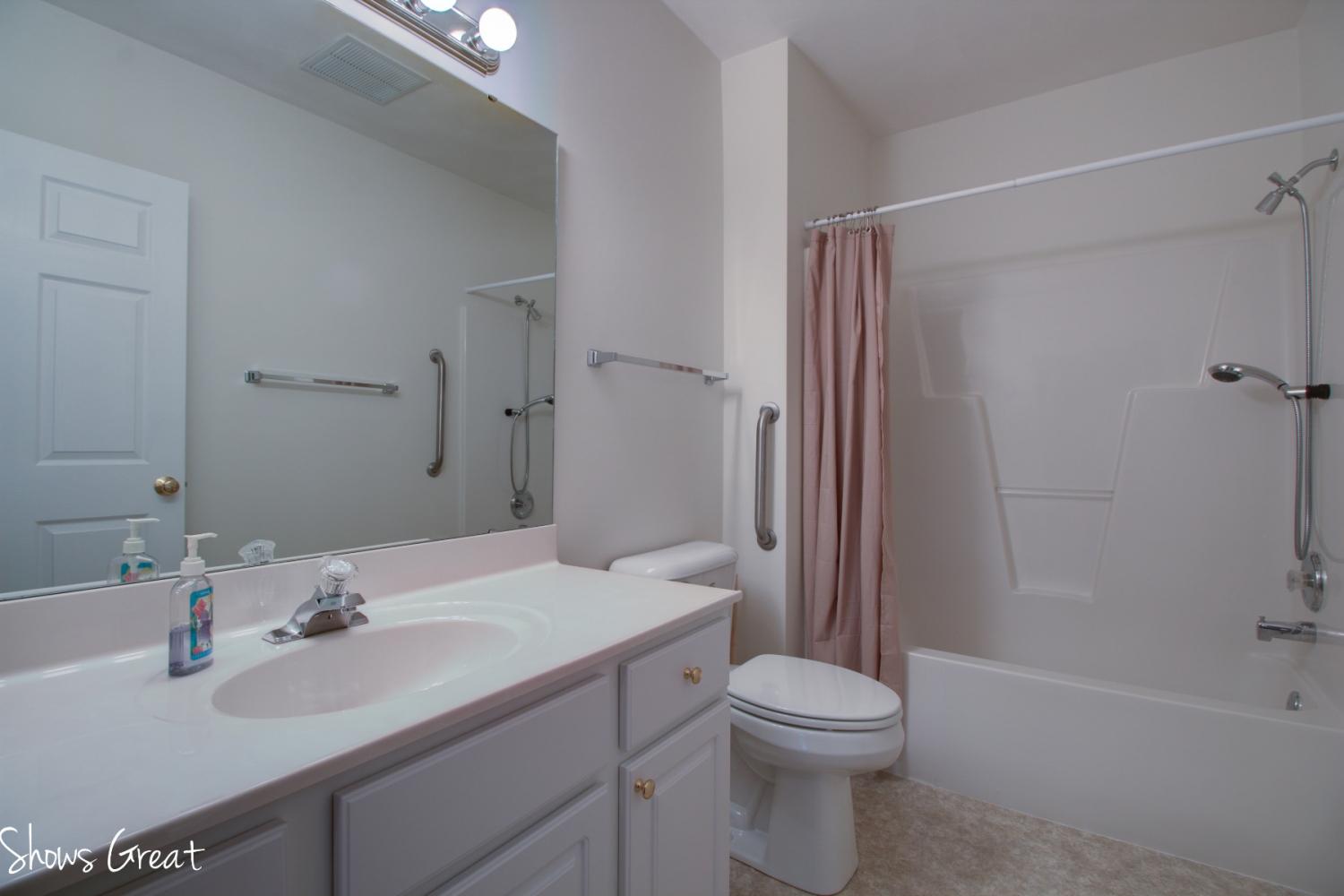 4438 Pheasant Ridge Road, Unit 207 Roanoke, VA 24014 - Photo 18 of 32 192046_565cfcc945d440.52219599_full