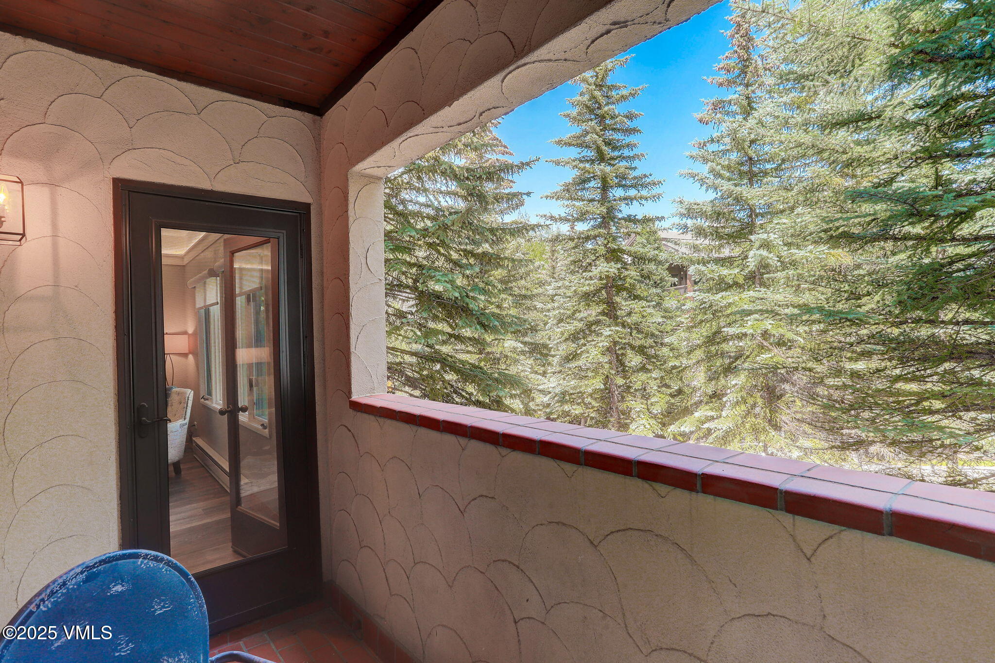 120 Offerson Road, Unit 5160 Beaver Creek, CO 81620 - Photo 23 of 30 a view of a window