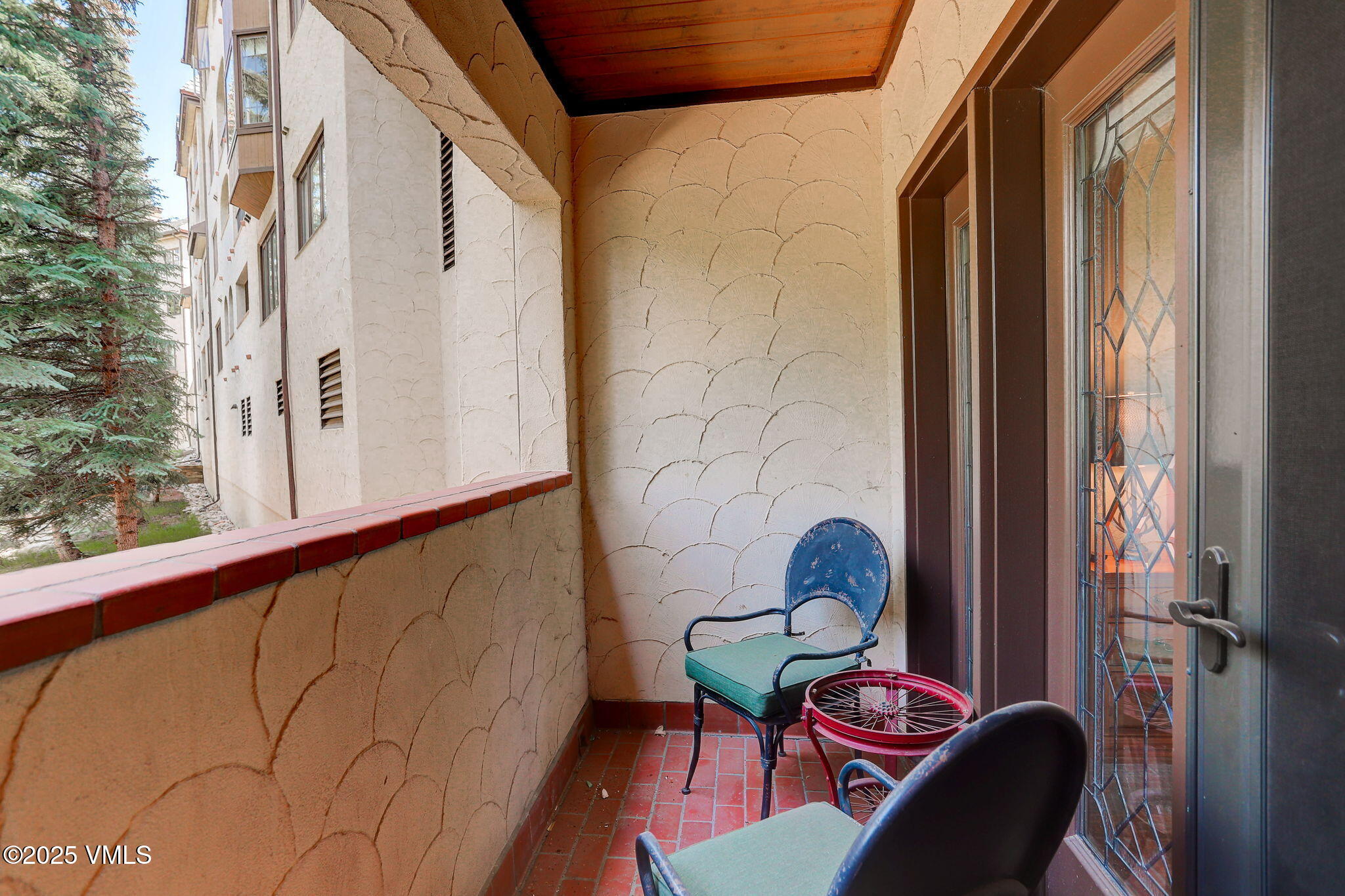 120 Offerson Road, Unit 5160 Beaver Creek, CO 81620 - Photo 24 of 30 a bathroom with a toilet and a window