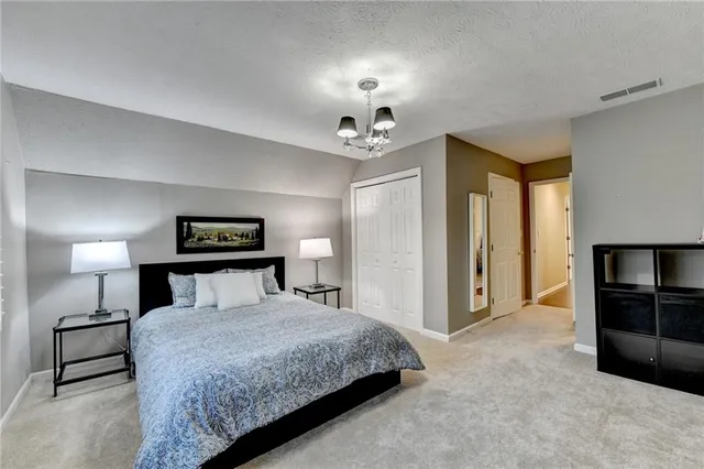 $829,000 | 350 South Satinwood Place, Roswell, GA 30076