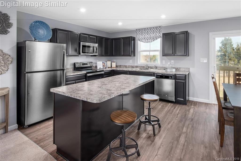 7516 Irwin Road, Unit 82 Charlotte, NC 28215 - Photo 2 of 13 Gallery Image 2