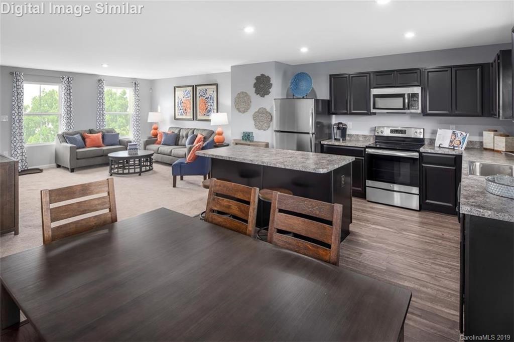 7516 Irwin Road, Unit 82 Charlotte, NC 28215 - Photo 4 of 13 Gallery Image 4