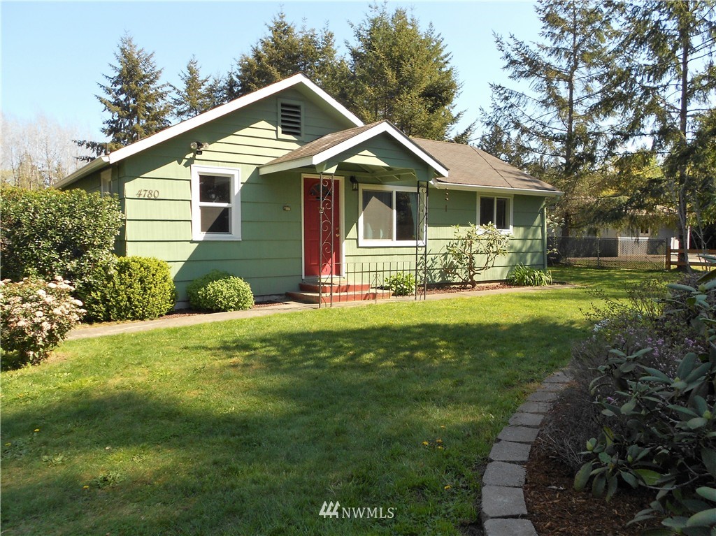 4780 Erlands Point Road Northwest Bremerton, WA 98312 - Photo 1 of 19 Gallery Image 1