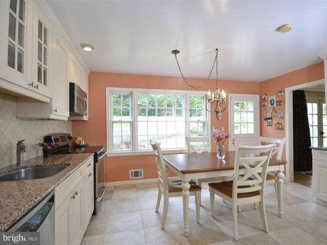 7510 Shadywood Road Bethesda, MD 20817 - Photo 8 of 30 Kitchen