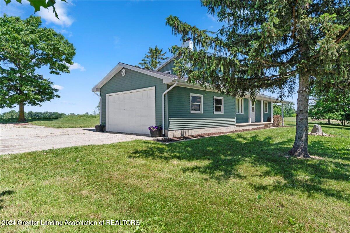9358 West Cutler Road Eagle, MI 48822 - Photo 37 of 51 37-Media Jett - 33