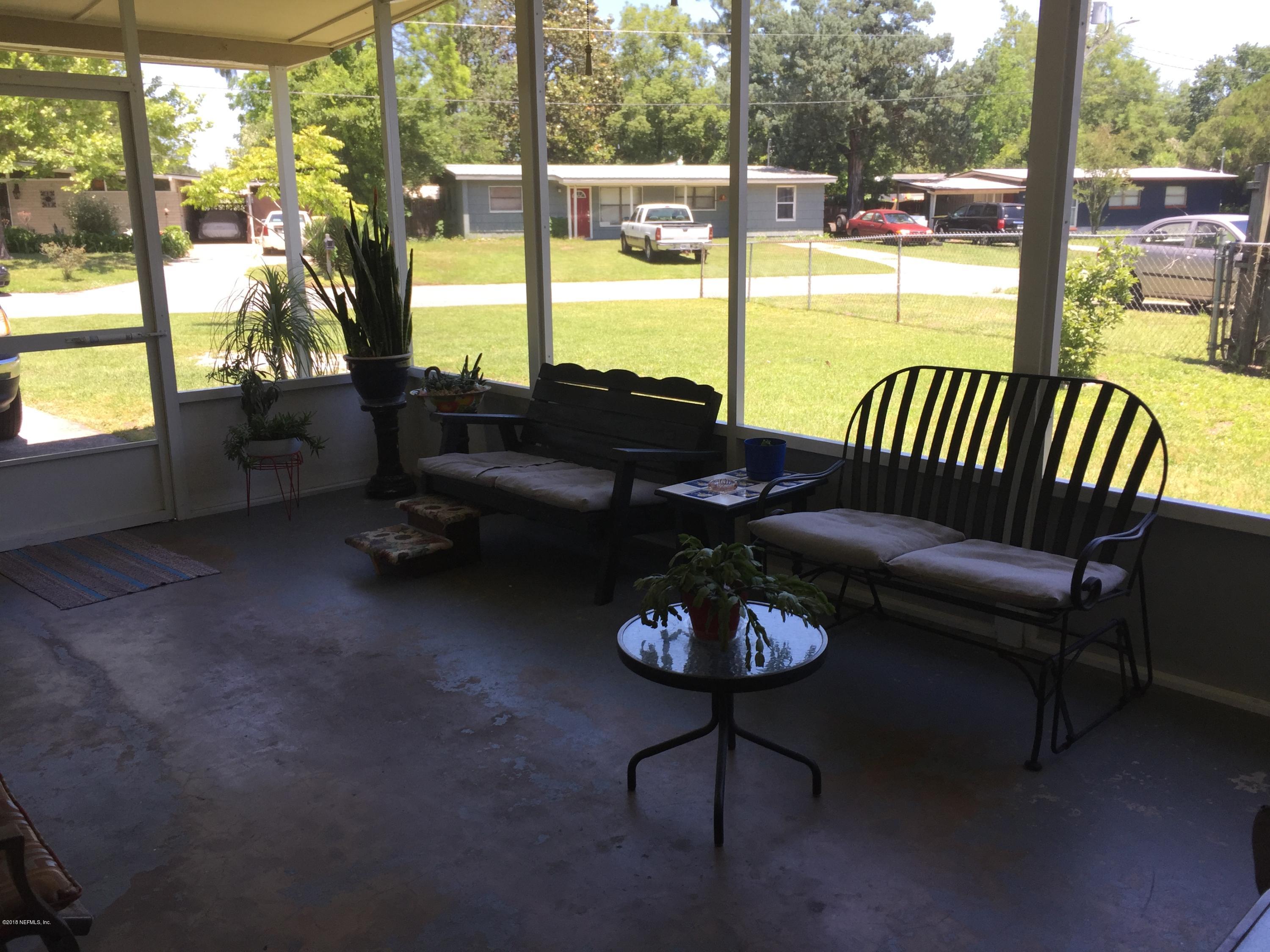 7836 Lavin Road Jacksonville, FL 32221 - Photo 12 of 41 Screened Patio view 4
