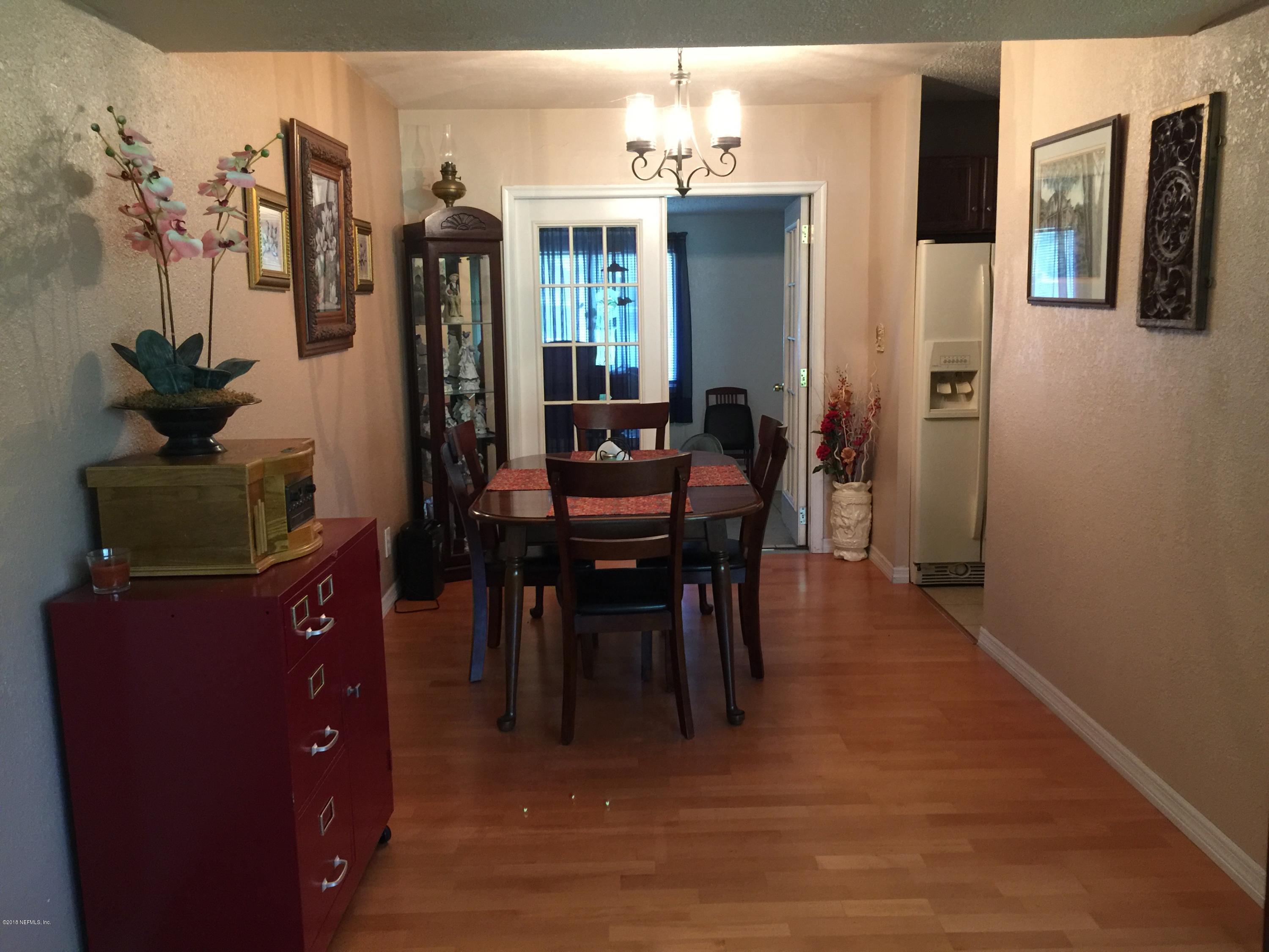 7836 Lavin Road Jacksonville, FL 32221 - Photo 14 of 41 Dining Room