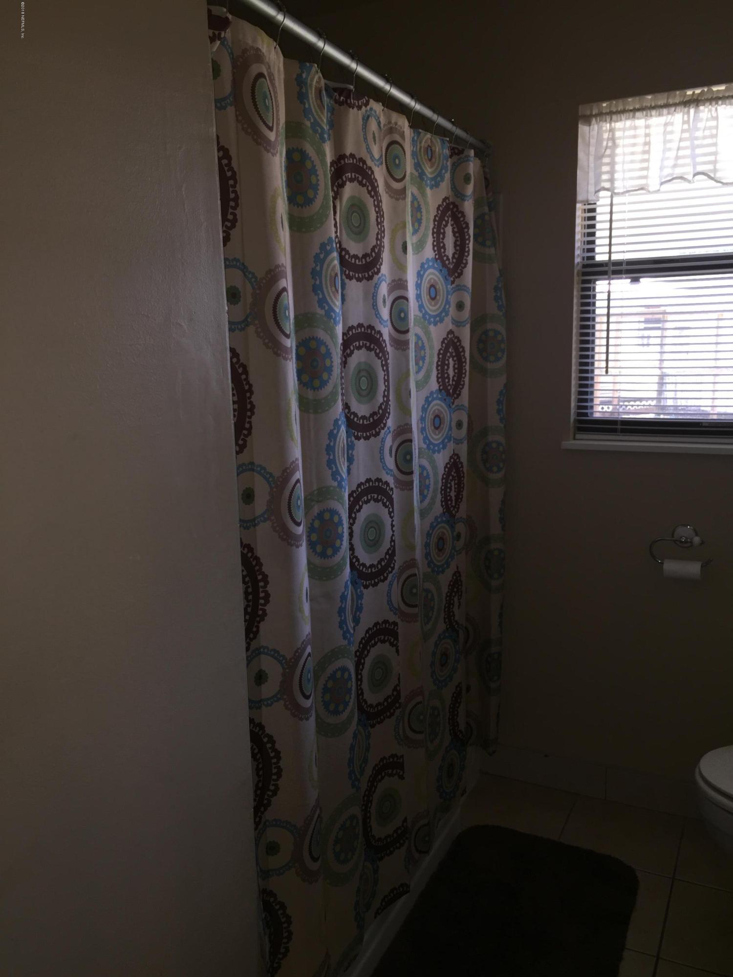7836 Lavin Road Jacksonville, FL 32221 - Photo 29 of 41 Bathroom #1
