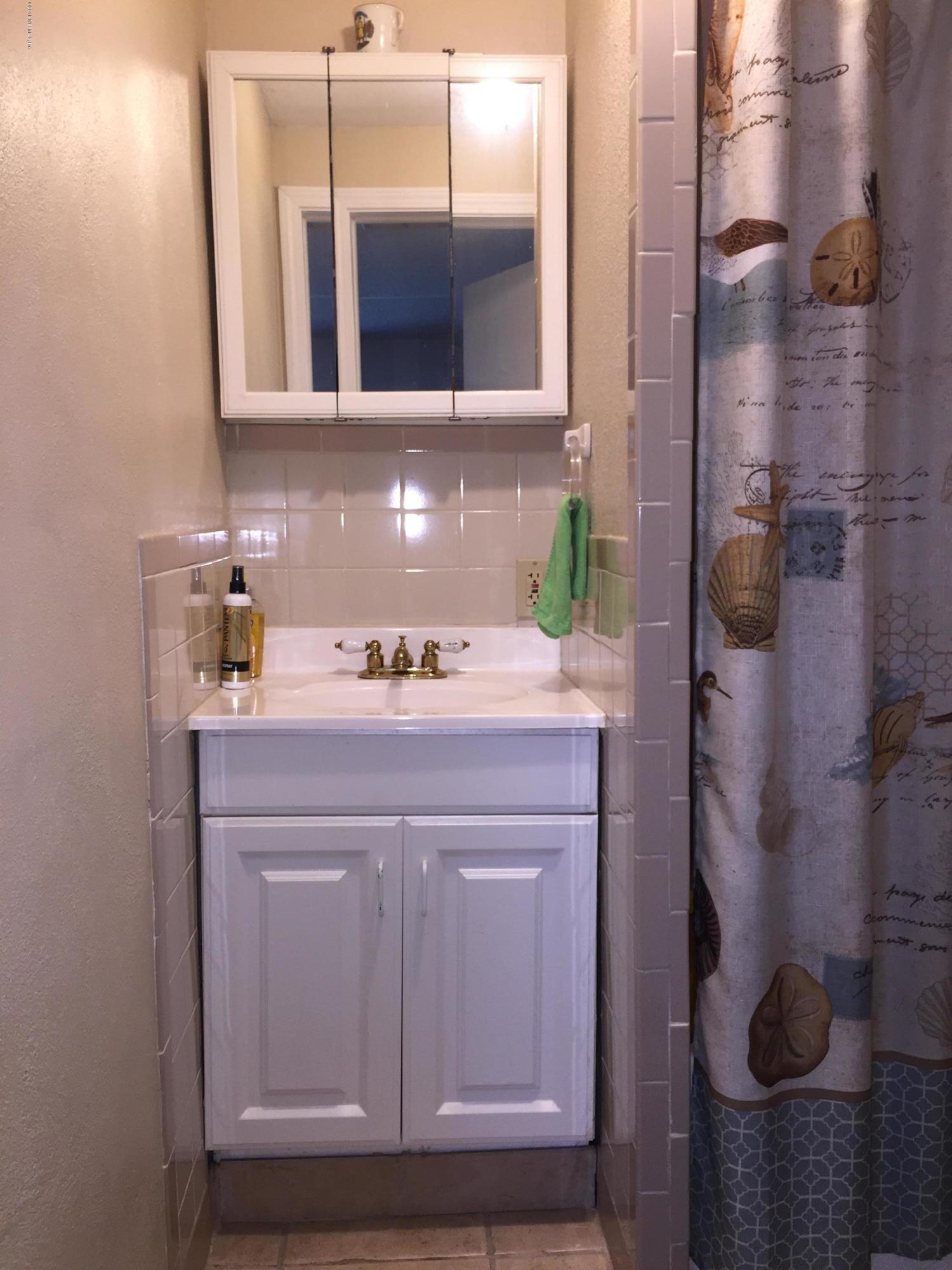 7836 Lavin Road Jacksonville, FL 32221 - Photo 32 of 41 2nd Bathroom view 2