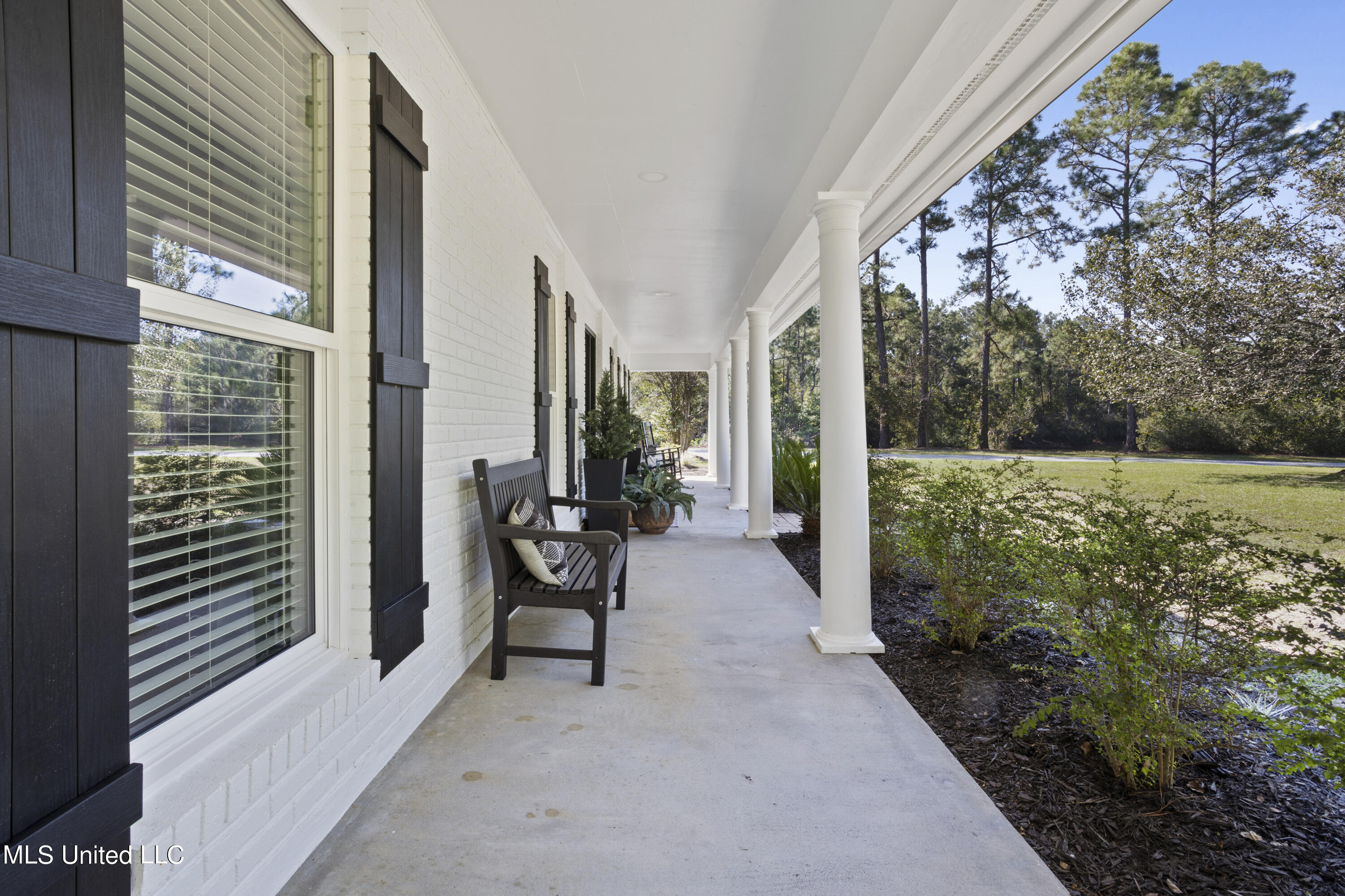 4420 Radio Road Ocean Springs, MS 39564 - Photo 5 of 62 005