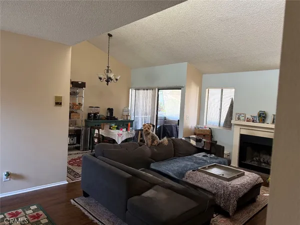 $2,400 | 12629 Ralston Avenue, Unit 110, Sylmar, CA 91342
