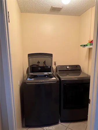 $2,400 | 12629 Ralston Avenue, Unit 110, Sylmar, CA 91342