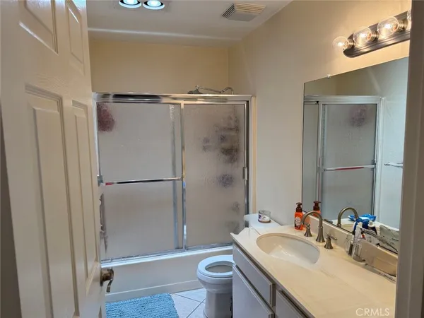 $2,400 | 12629 Ralston Avenue, Unit 110, Sylmar, CA 91342
