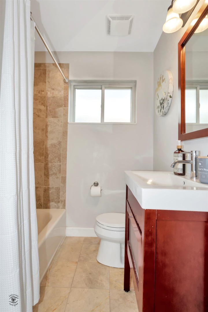 2321 Westover Avenue North Riverside, IL 60546 - Photo 15 of 26