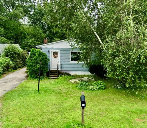 $3,200 | 190 East Shore Drive, Exeter, RI 02822