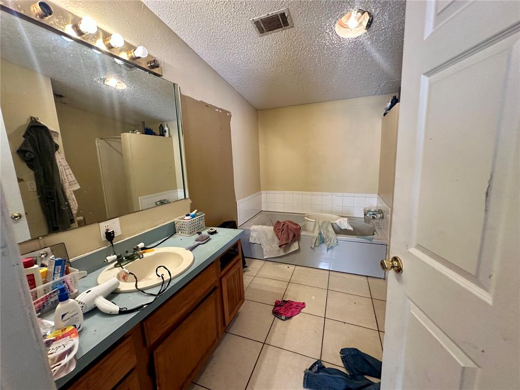 7536 Moffit Road Land O Lakes, FL 34638 - Photo 9 of 22