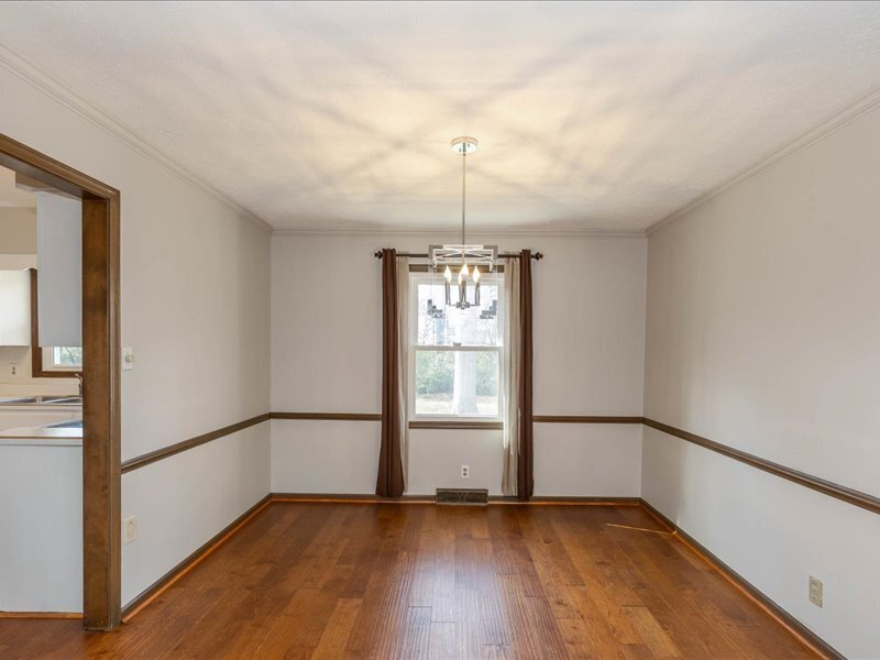 8830 Shagbark Road Indianapolis, IN 46260 - Photo 5 of 23 Gallery Image 5