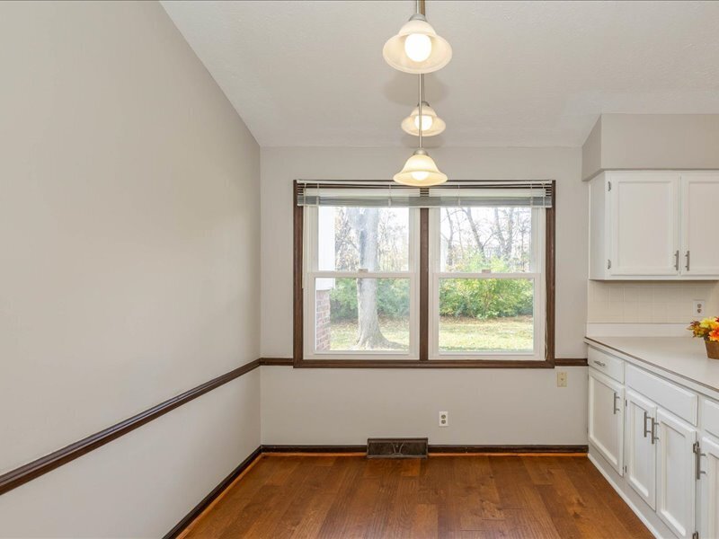 8830 Shagbark Road Indianapolis, IN 46260 - Photo 9 of 23 Gallery Image 9