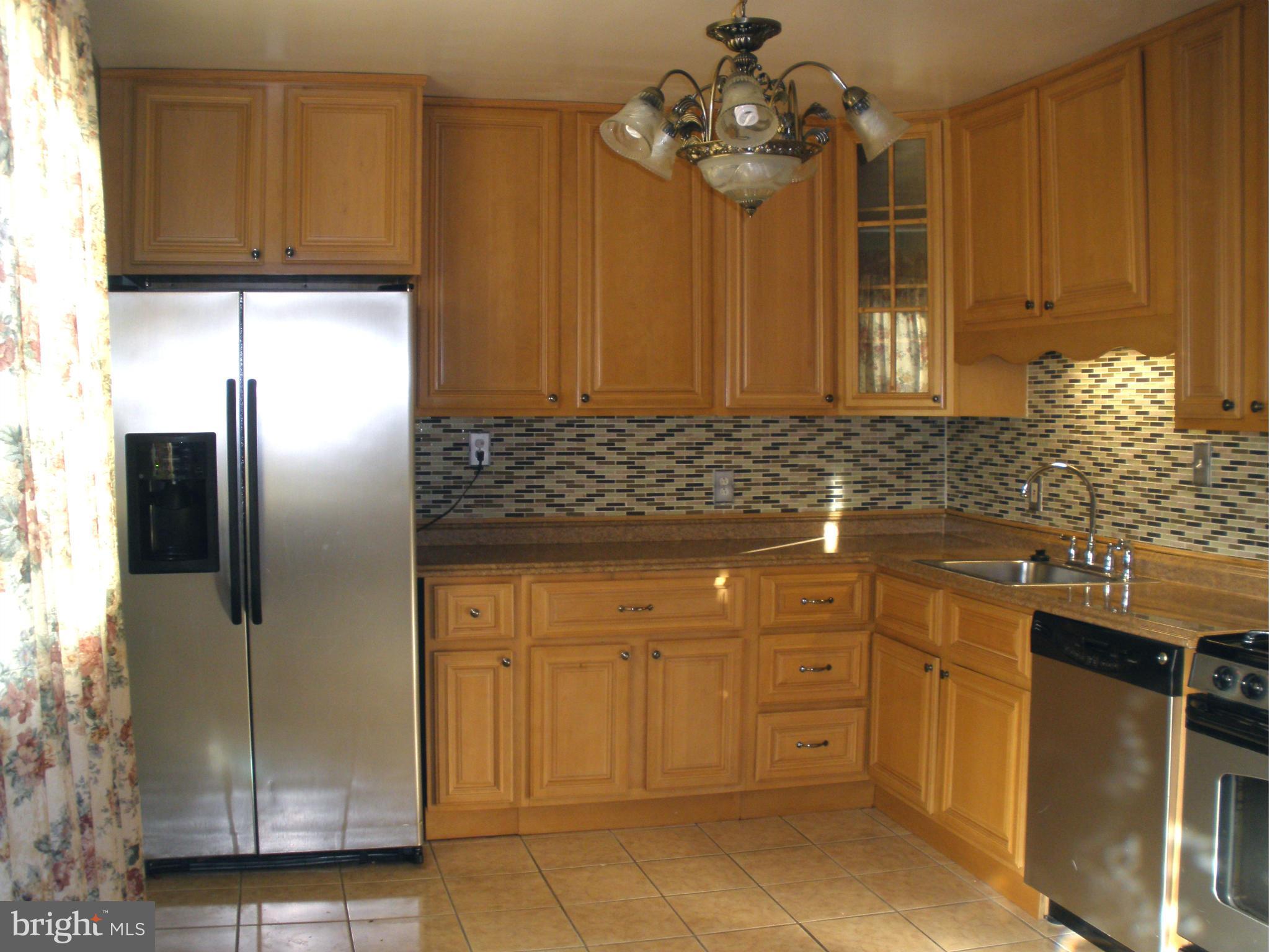 4120 Eder Road Baltimore, MD 21222 - Photo 2 of 17 Kitchen