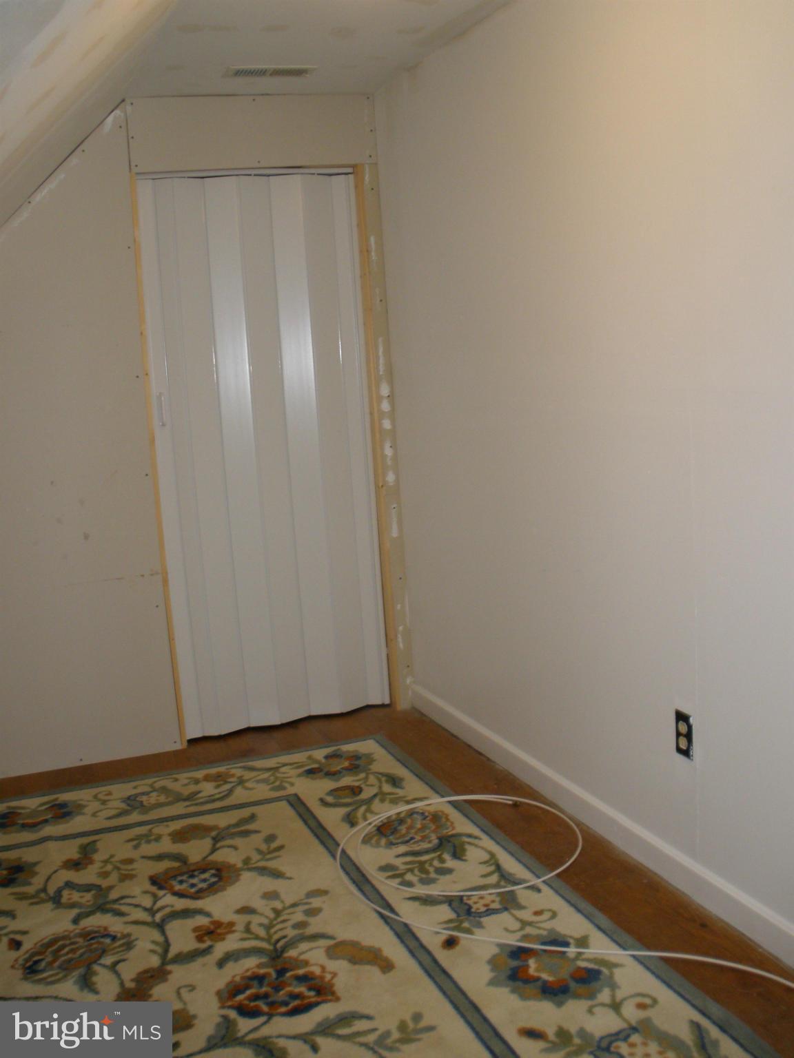 4120 Eder Road Baltimore, MD 21222 - Photo 10 of 17 Bedroom