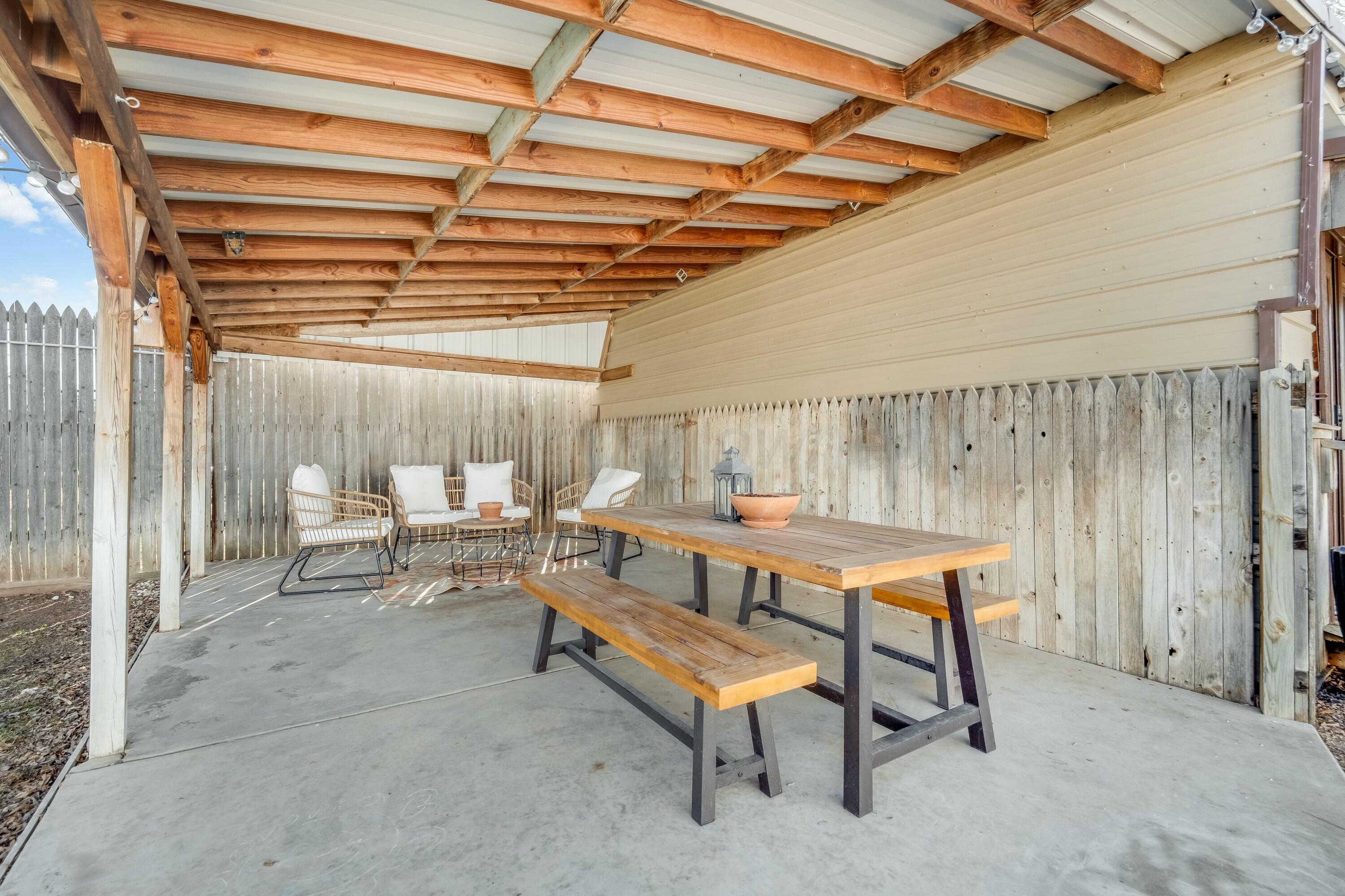 3128 Nebraska Street Amarillo, TX 79106 - Photo 30 of 34 a outdoor space with chairs