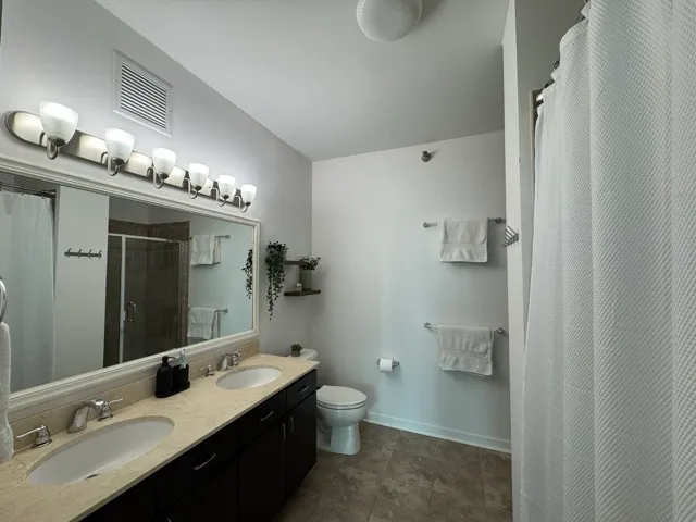 $4,650 | 757 North Orleans Street, Unit 1206, Chicago, IL 60654