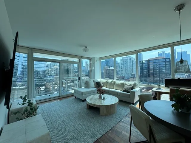 $4,650 | 757 North Orleans Street, Unit 1206, Chicago, IL 60654