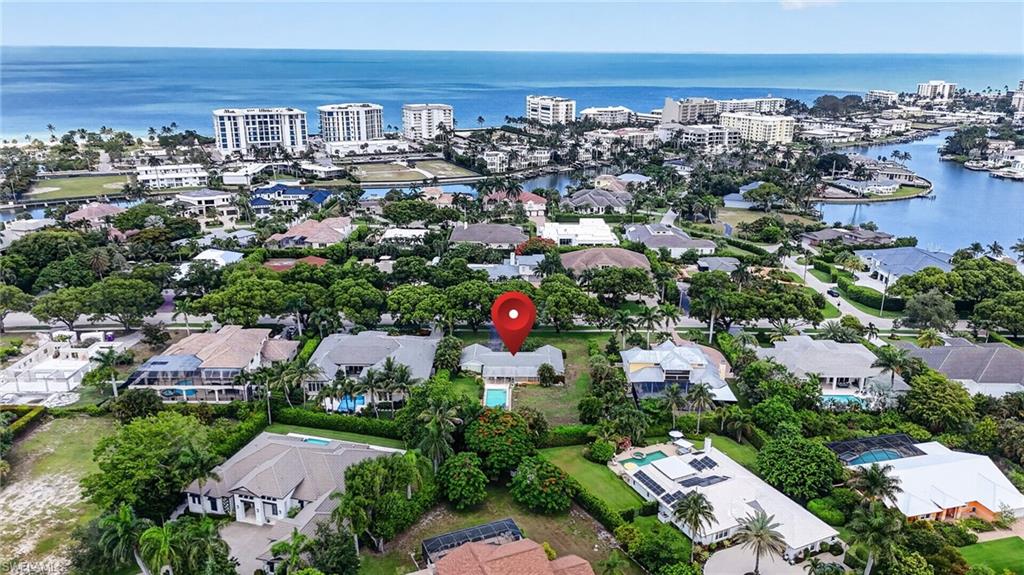 1608 Crayton Road Naples, FL 34102 - Photo 19 of 32